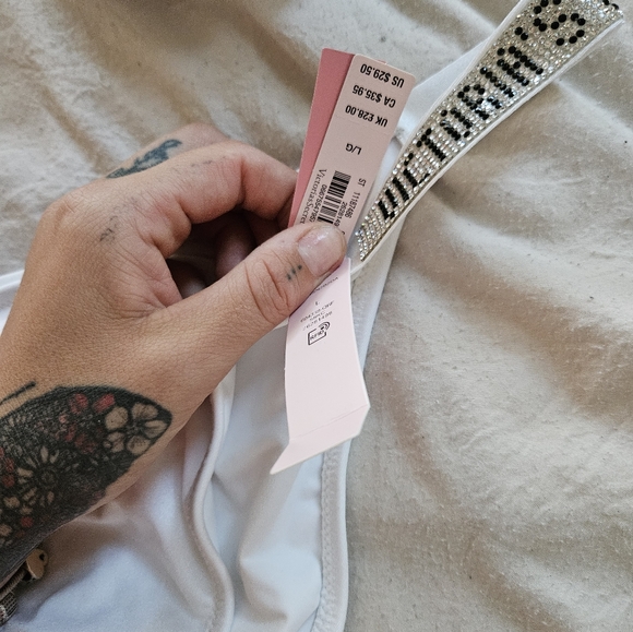 White Victoria's secret glitter bikini set - Picture 2 of 4